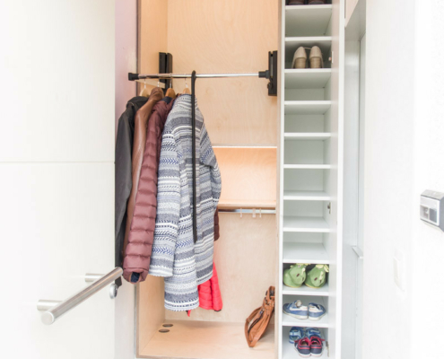 Compact, maar toch ruime vestiairekast | Adam Wenes