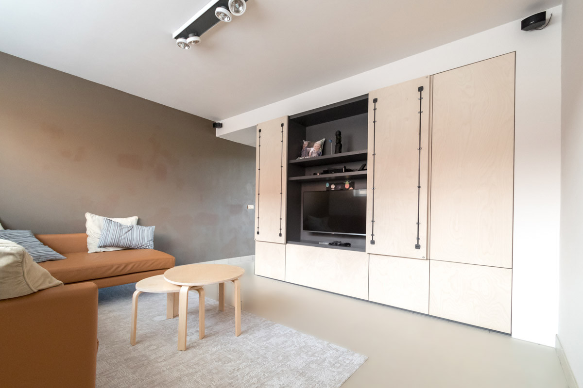 Lange wandkast Lange wandkast | Adam Wenes